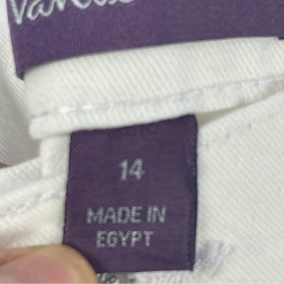 Gloria Vanderbilt Women's Amanda Capri Jean - Picture 7 of 11